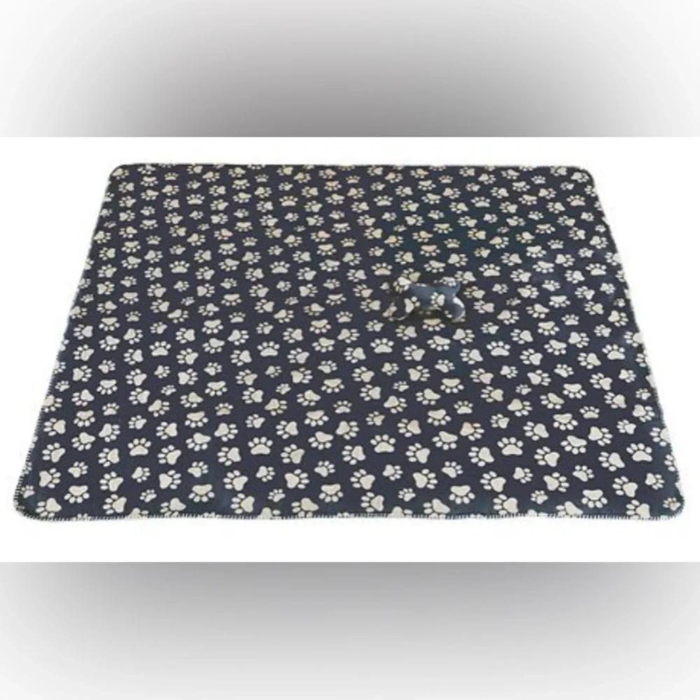 -🐾🦴🐕‍🦺Blanket & Bone Gift Set Paw Print set🐕‍🦺🦴🐾50x60”